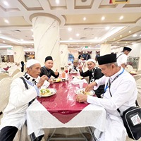 Paket Umroh Ramadhan 4 Orang Surabaya